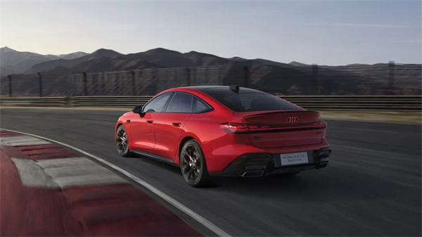 全新上汽奥迪A5L Sportback正式上市，限时臻享价25.99万元起